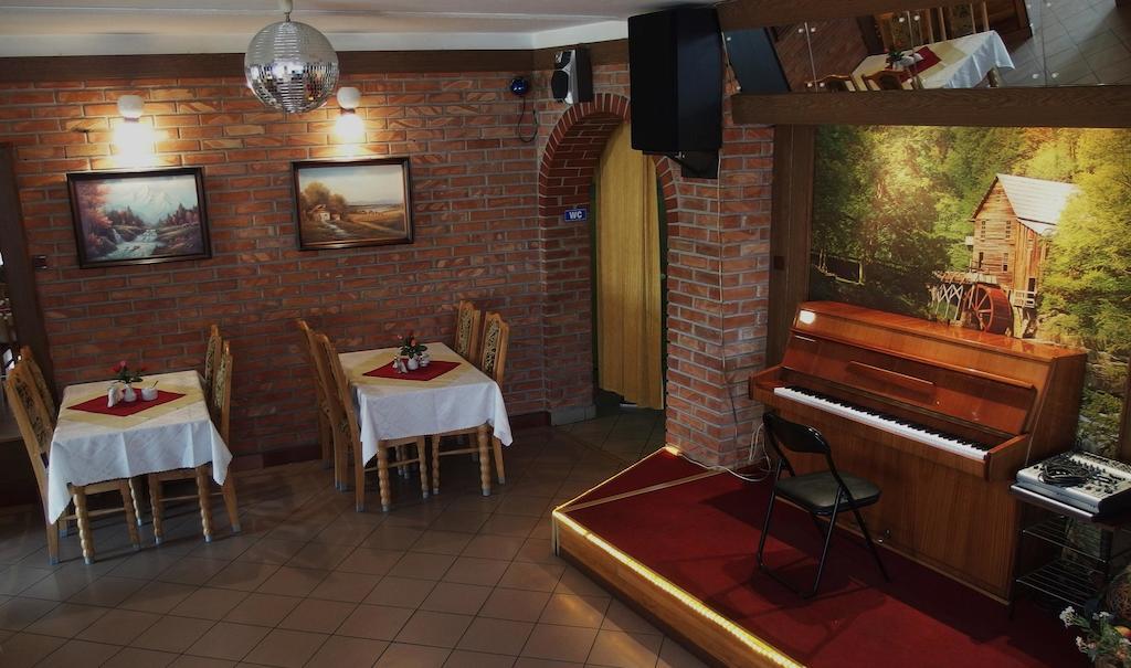 Hotelik Mazury Olecko Exterior photo